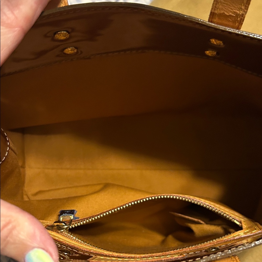 LV Monogram Vernis Reade Bronze MINI Tote Bag - Picture 14 of 16